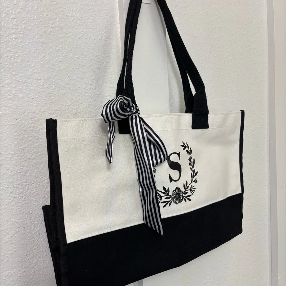 NWOT Black and White Tote Bag with S Monogram